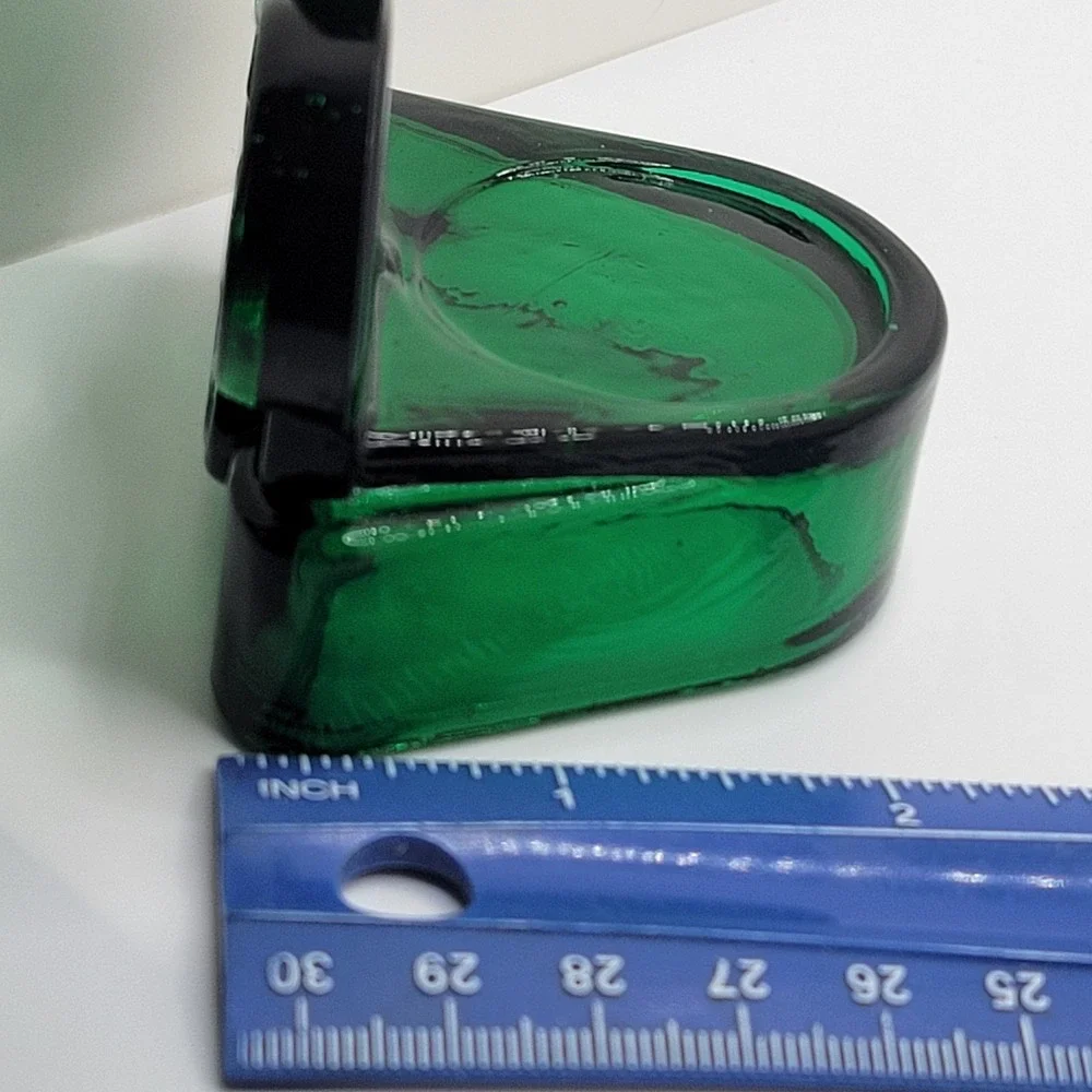 Emerald Green Glass Fleur-de-Lis Tealight Candle Holder Decor‎